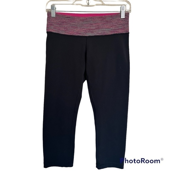 Lululemon Crop Legging Yoga Pants Size 6 striped waist black multicolor - Picture 1 of 8